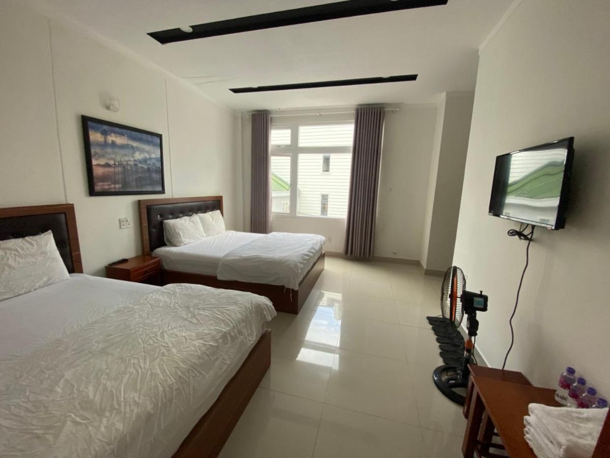 Phuong Vy 2 Hotell Dalat Exteriör bild