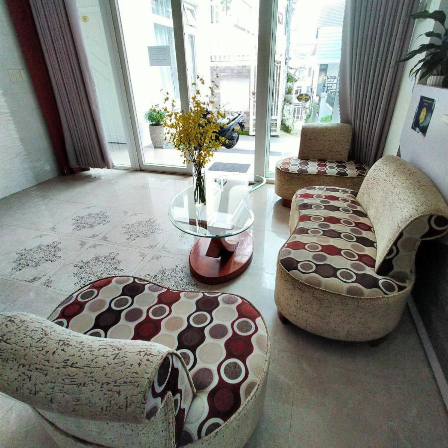 Phuong Vy 2 Hotell Dalat Exteriör bild