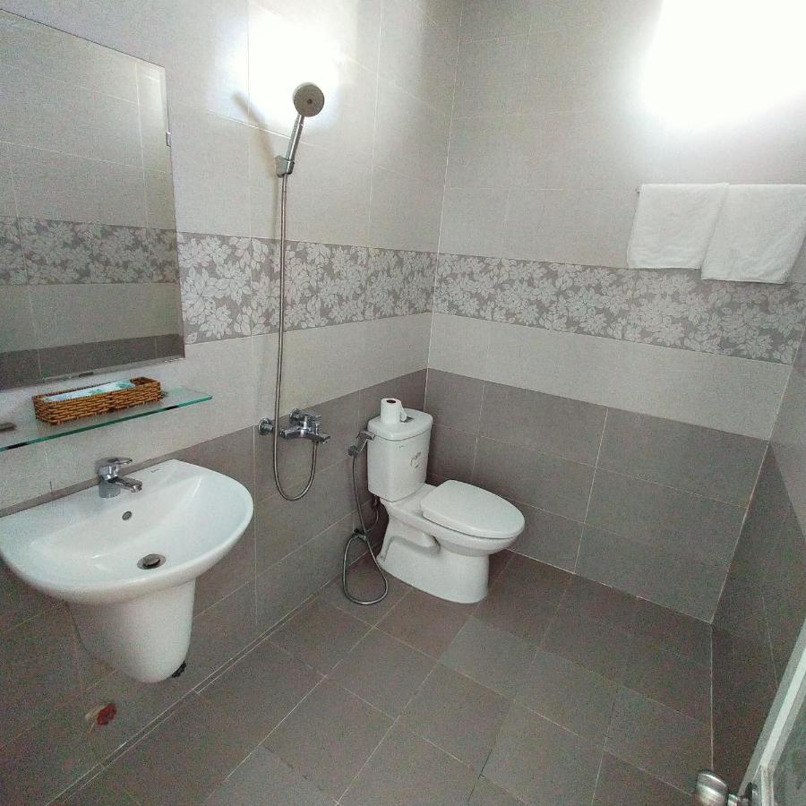 Phuong Vy 2 Hotell Dalat Exteriör bild