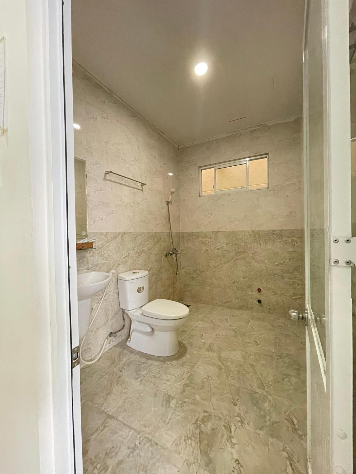 Phuong Vy 2 Hotell Dalat Exteriör bild
