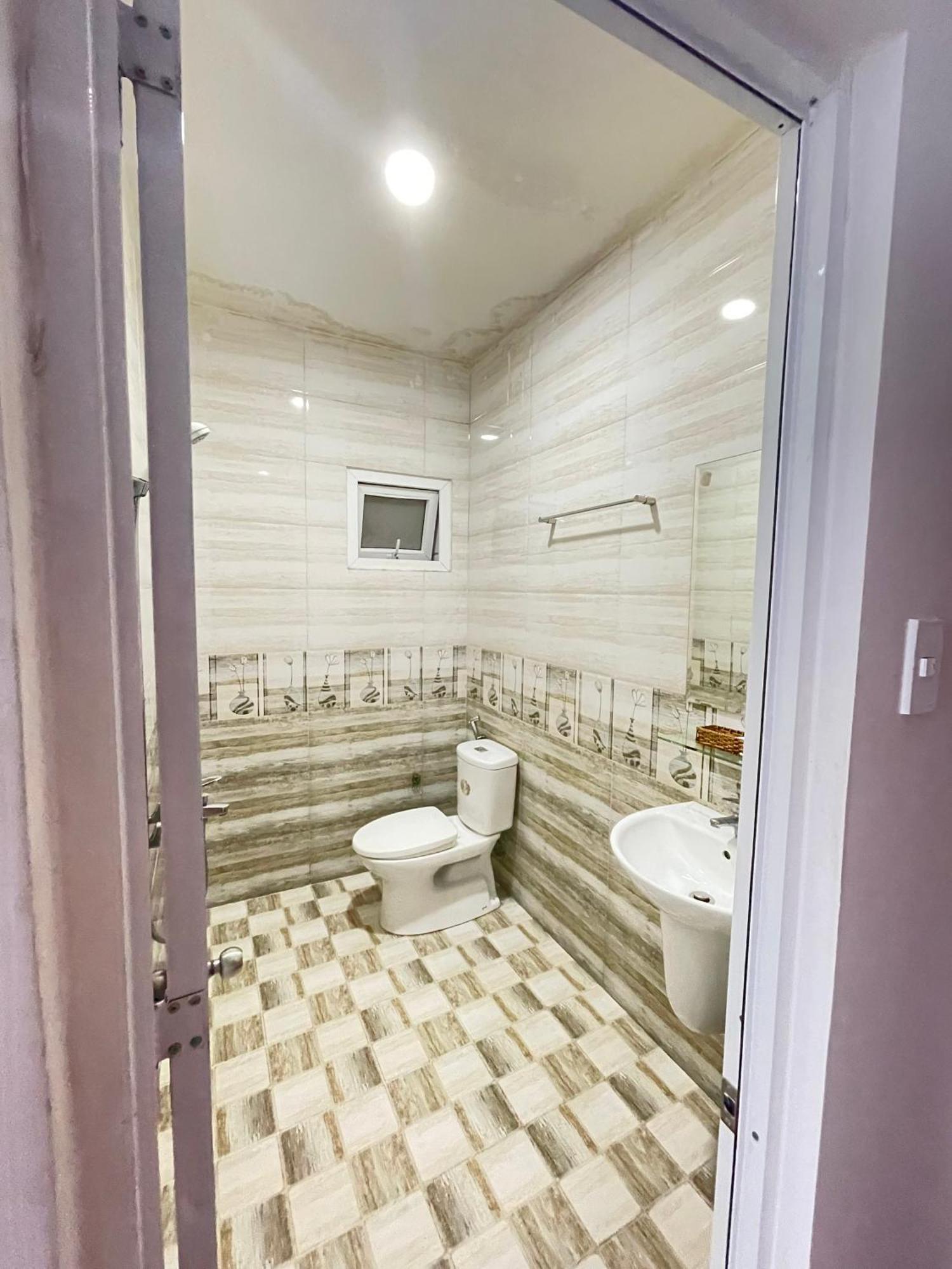 Phuong Vy 2 Hotell Dalat Exteriör bild